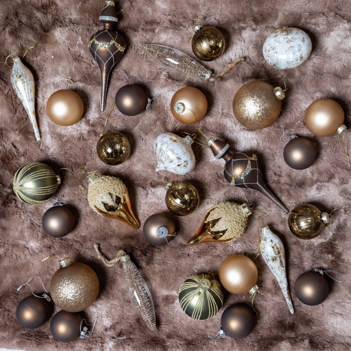 King of Christmas Accessories Christmas Chic 15-Piece Glass Ornament Set (Forest-Brown, Gold) DBVN120