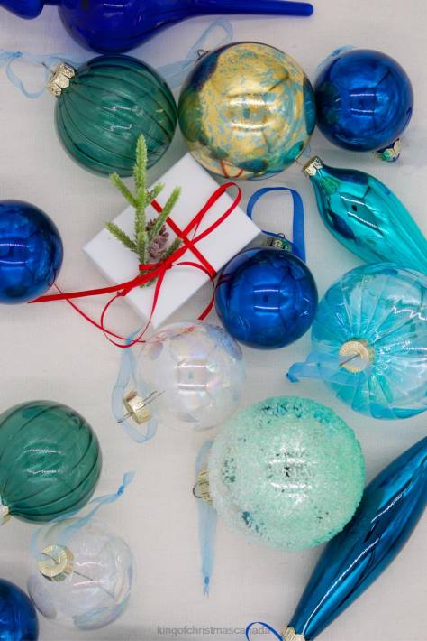 King of Christmas Accessories Snowflake 15-Piece Glass Ornament Set (Blue) Limited Edition DBVN145