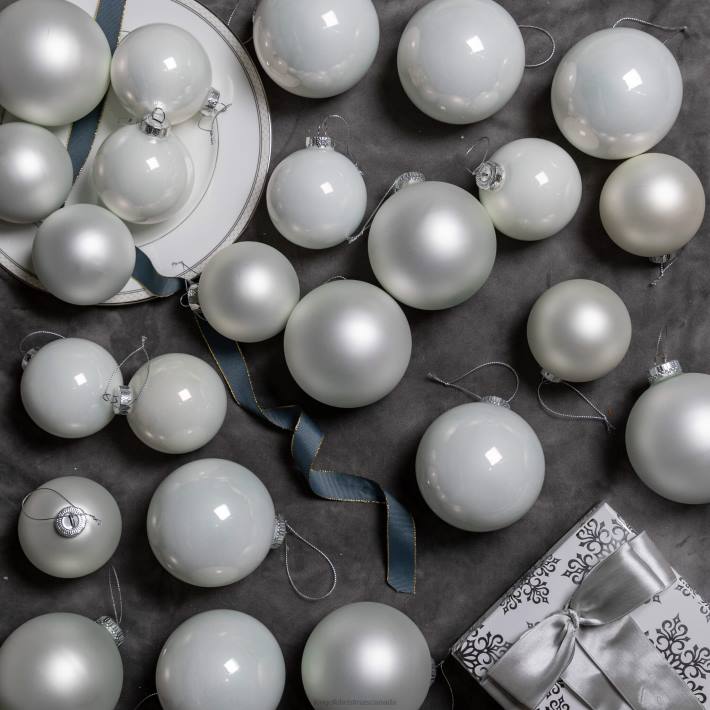 King of Christmas Accessories White Essential Glass Ornaments (24 Pack) DBVN115