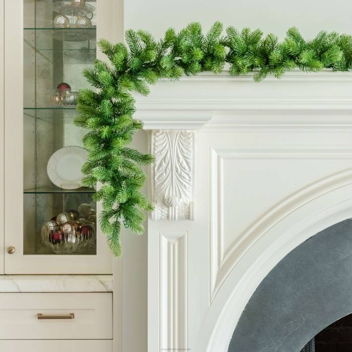 King of Christmas Accessories 9' x 10