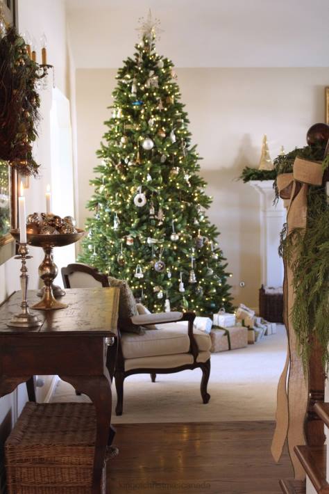 King of Christmas Accessories 7.5' Fraser Fir Artificial Christmas Tree Unlit DBVN7