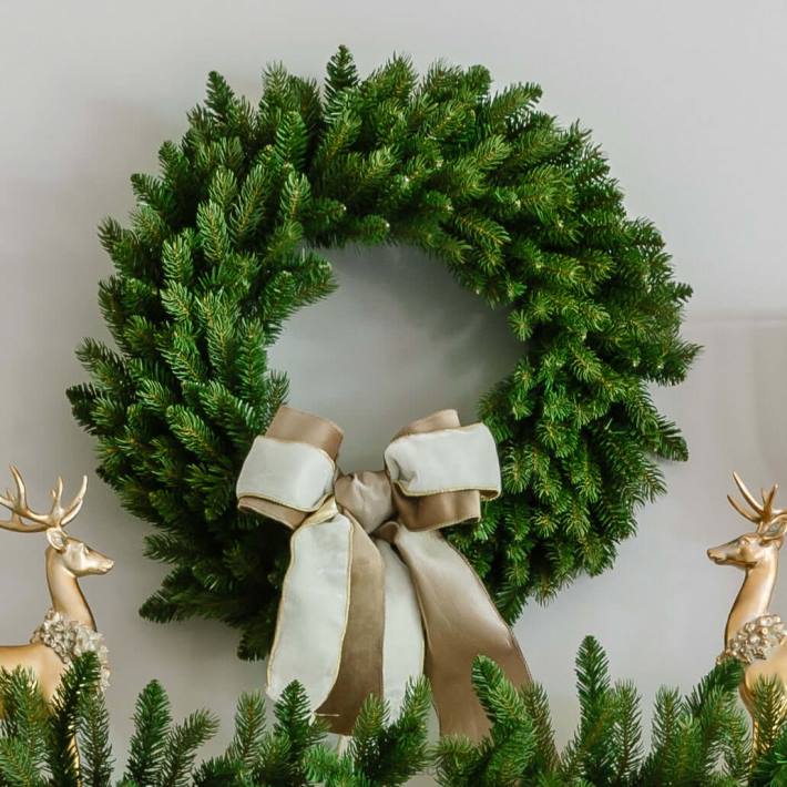 King of Christmas Accessories 24" Fraser Fir Wreath Unlit DBVN59