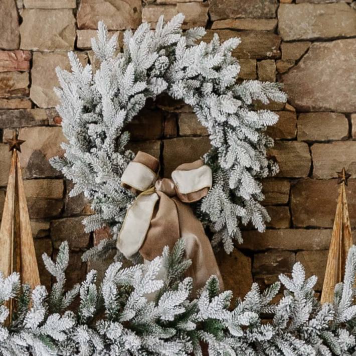 King of Christmas Accessories 24